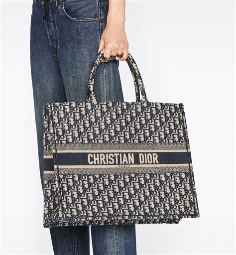 dior custom name bag price|dior's book tote logo.